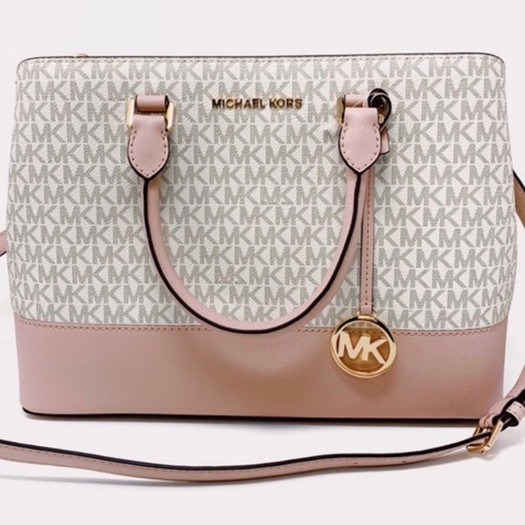 Michael Kors Handbags - Michael Kors Large Savannah Satchel